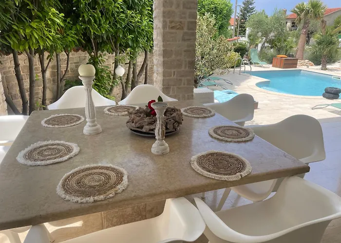 Tiego Villa