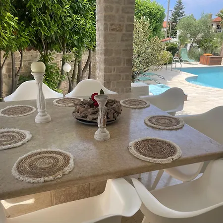 Tiego Villa